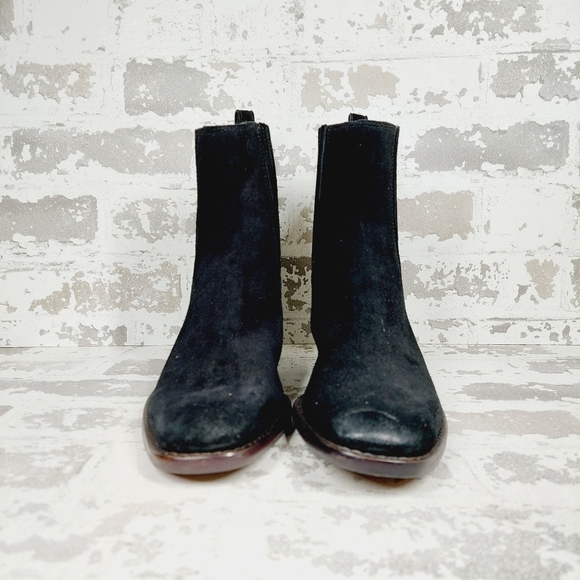 New Sam Edelman Bronson Black Suede Low Stack Heel Bootie O473 - Picture 3 of 12